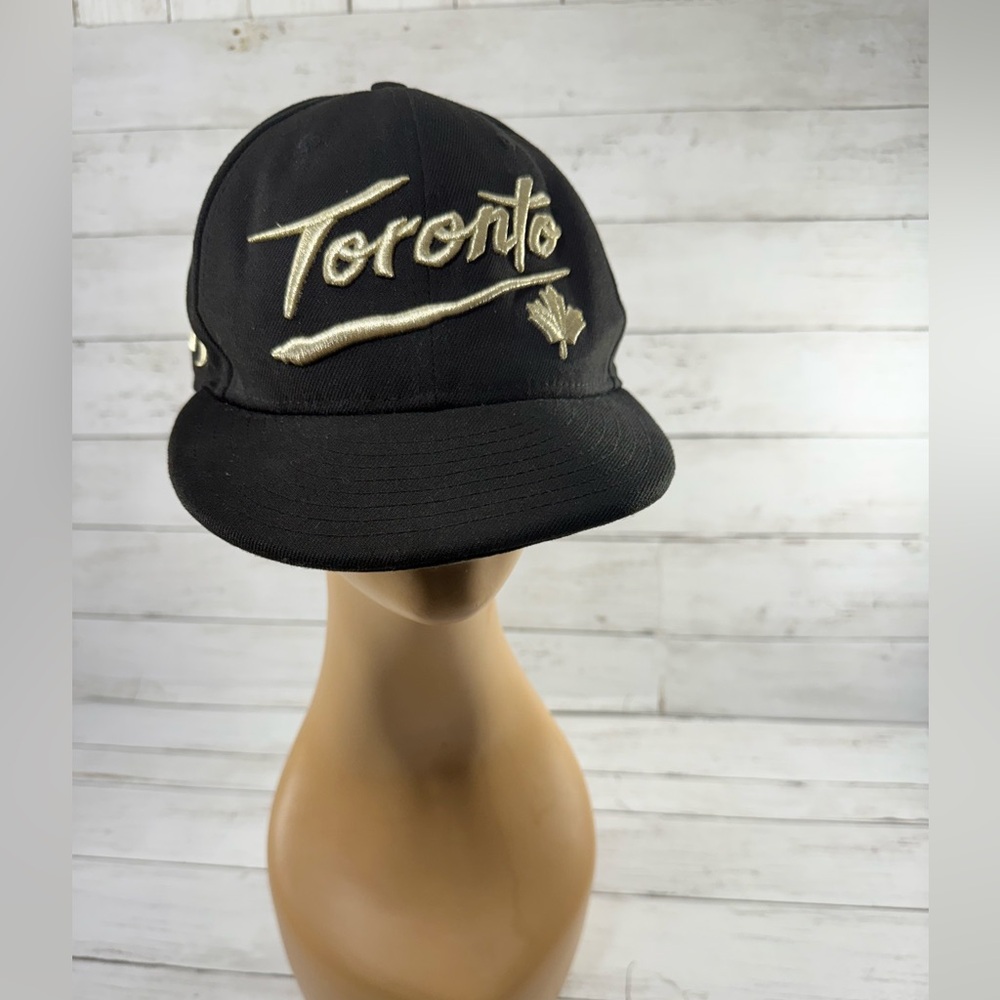 Toronto Raptors 20-21 CITY-SERIES SNAPBACK Black Hat by New Era